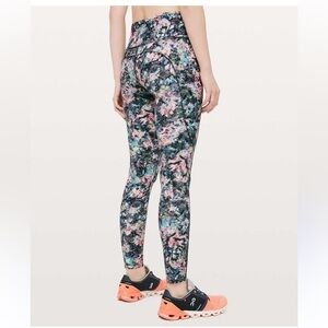 Lululemon Wonder Under Fast and Free 7/8 Tights Leggings Dappled Dazzle Floral 8